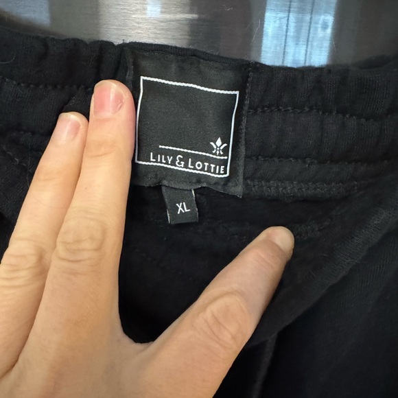 (XL) Lily & Lottie Sweatpants - Picture 3 of 5
